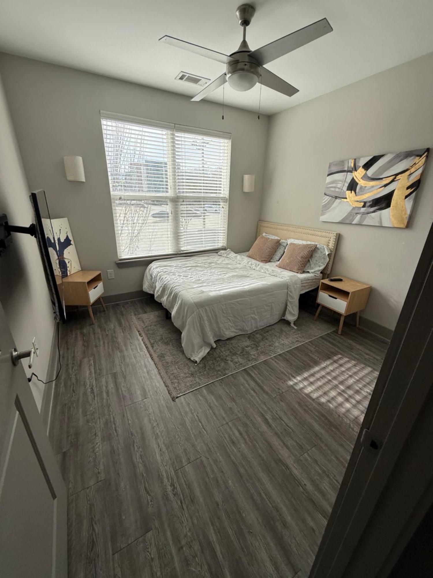 New Buckhead Black And White